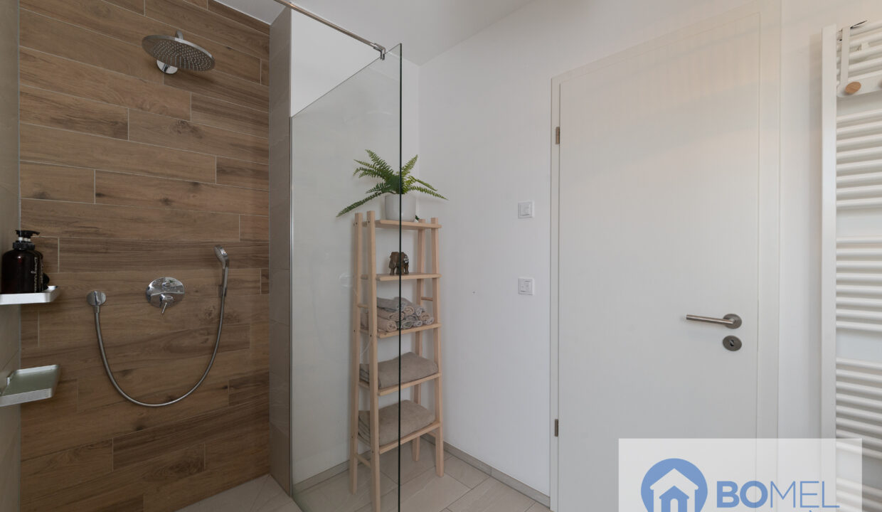 Ludovic Roodt Logo-15